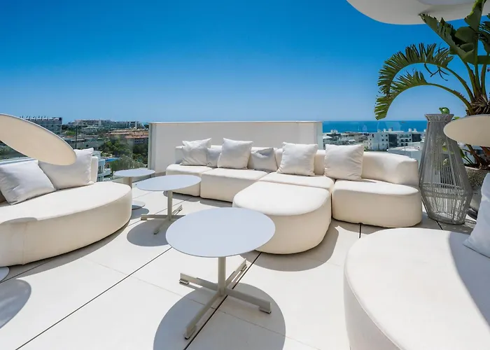 Luxury Atico Higueron West 4431 פואנגירולה