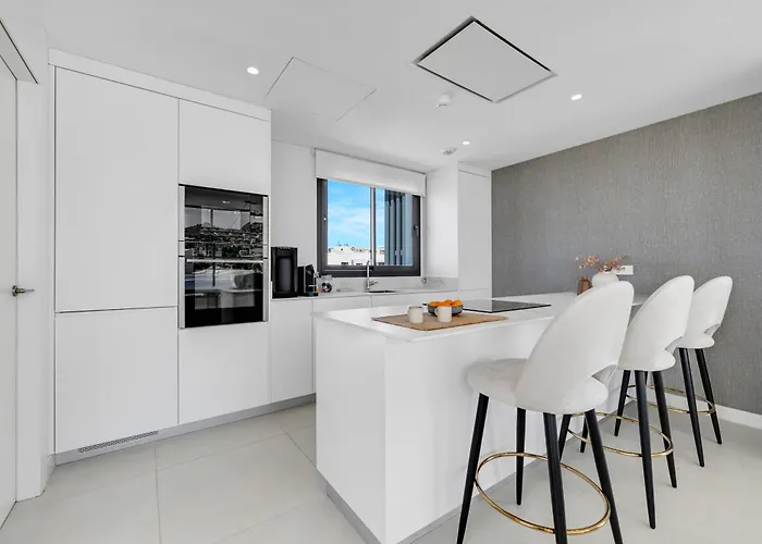 דירה Luxury Atico Higueron West 4431