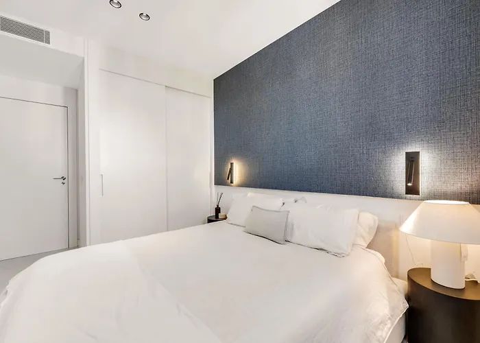 Luxury Atico Higueron West 4431