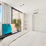 Luxury Atico Higueron West 4431 公寓 *