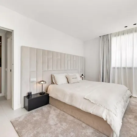 Luxury Atico Higueron West 4431 Apartment